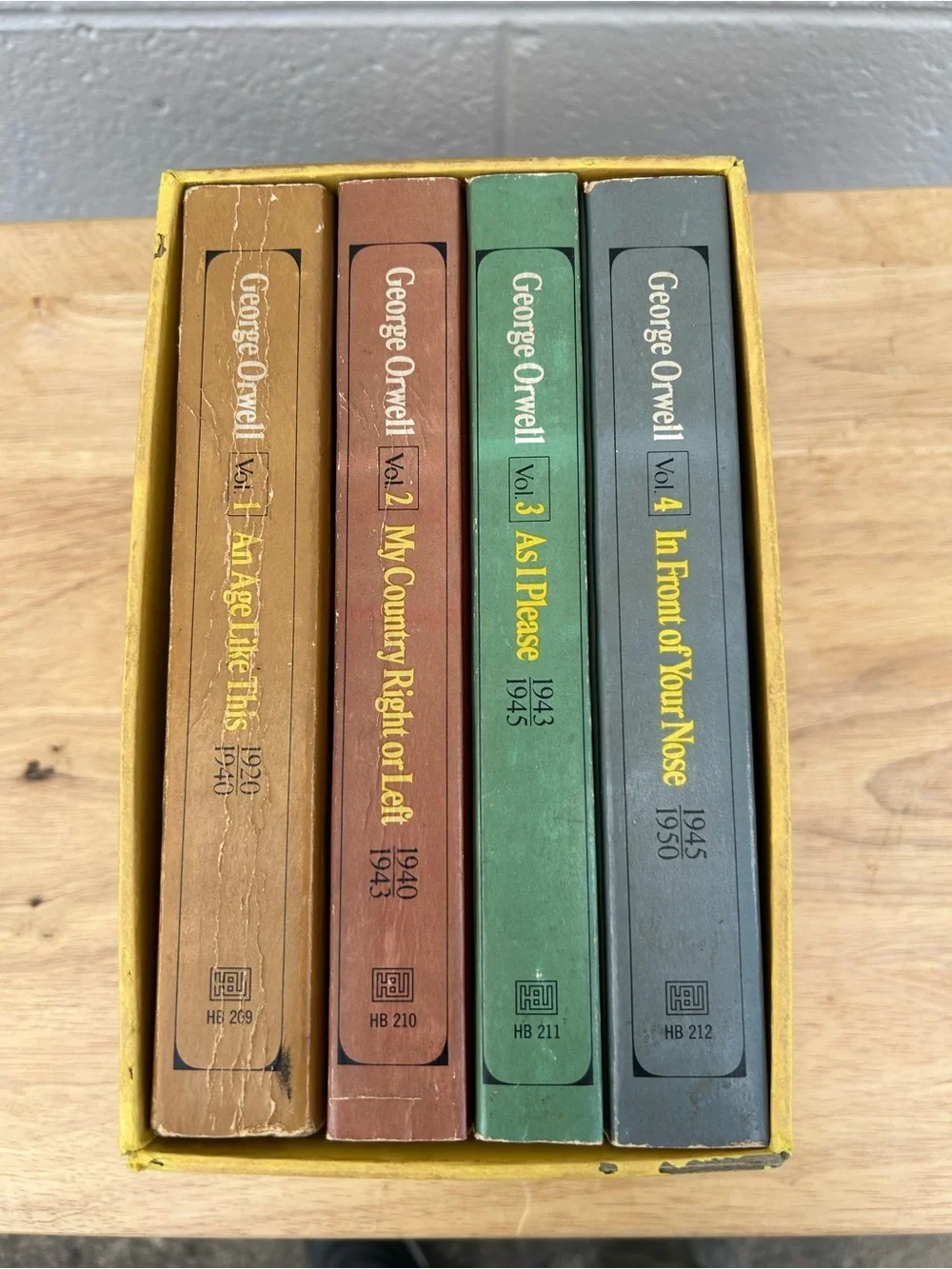 vintage Journalism and Letters of George Orwell, books bundle